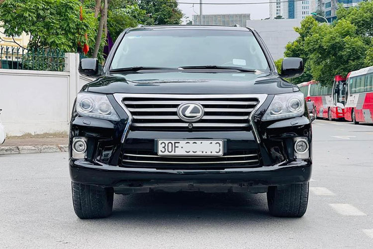 Lexus LX570 "chạy chán" 11 năm vẫn hơn 2,5 tỷ tại Hà Nội