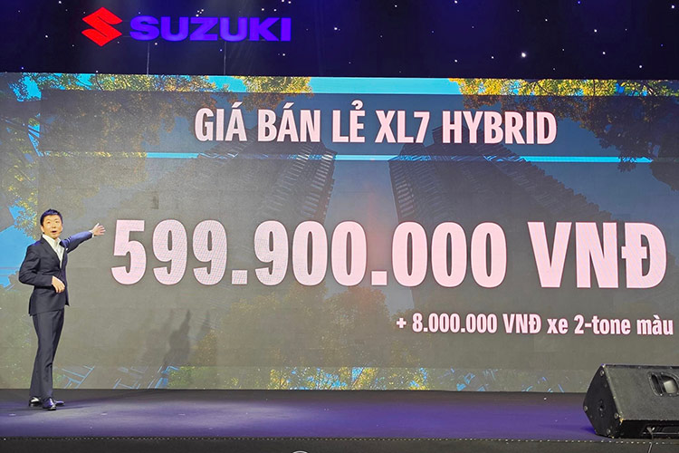 Suzuki XL7 Hybrid giá chỉ 599 triệu, “ăn” 5,9 lít xăng/100 km