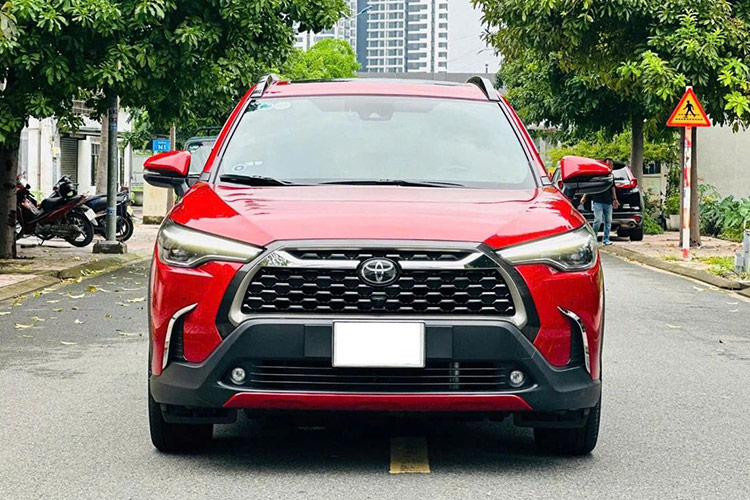 Toyota Corolla Cross 2022 chạy 5000km rao bán 779 triệu tại Hà Nội