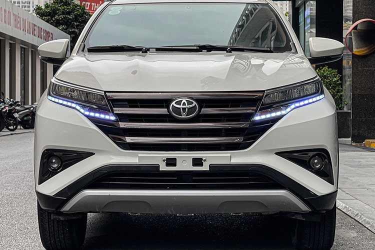 Có nên mua Toyota Rush "khai tử" tại Việt Nam giá 498 triệu?