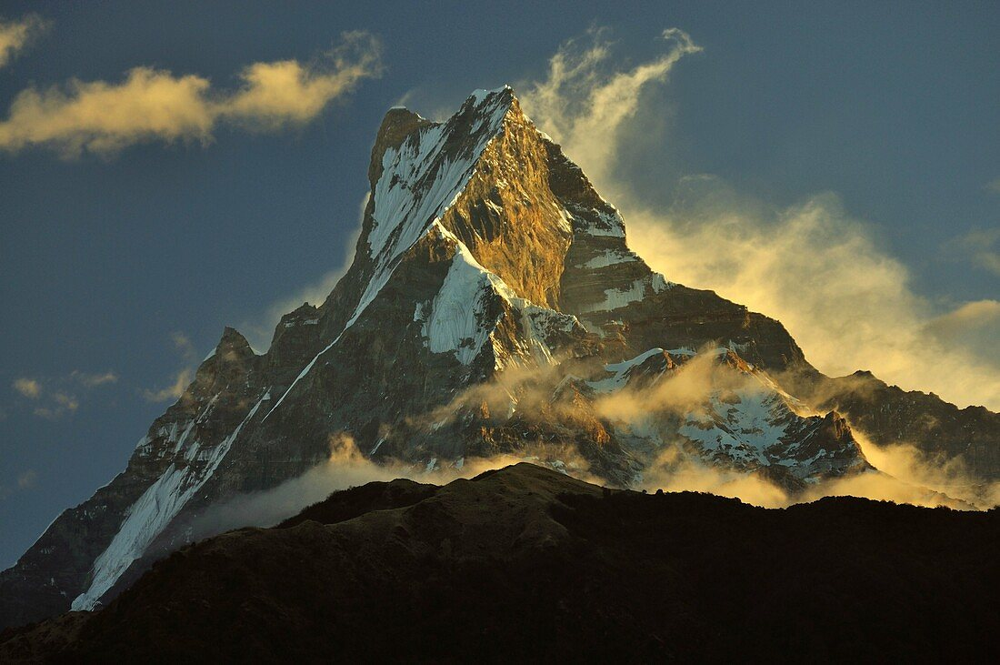 Huyền bí kho báu khủng ẩn náu bên trong cấu trúc rỗng của dãy Himalaya