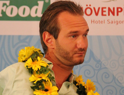 Nick Vujicic nguyện cầu cho Việt Nam mãi sống trong hòa bình