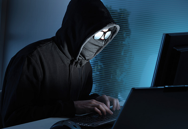 Học, làm việc trực tuyến: Làm gì để chặn đứng hacker phá rối? 