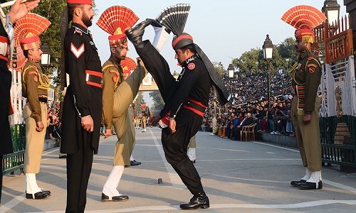 Pakistan kẻ đứng giữa trong xung đột Trung-Ấn