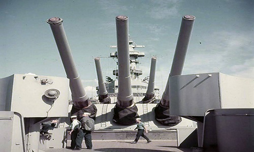 Mỹ sơn lại siêu hạm USS Iowa thẳng tiến tới Triều Tiên