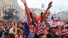 Video: Người Croatia vẫn ăn mừng hoành tráng sau chung kết World Cup 2018