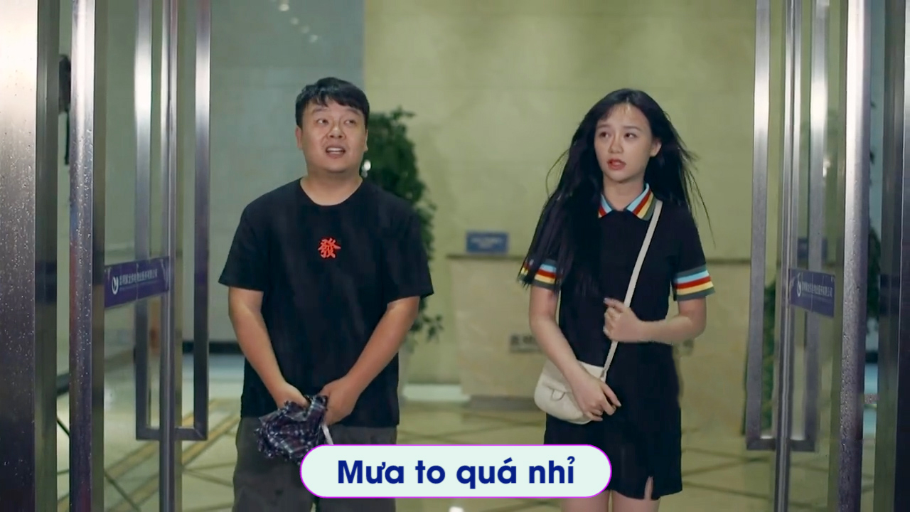 Video: Khi chàng 'ngốc' thể hiện ga lăng với bạn gái