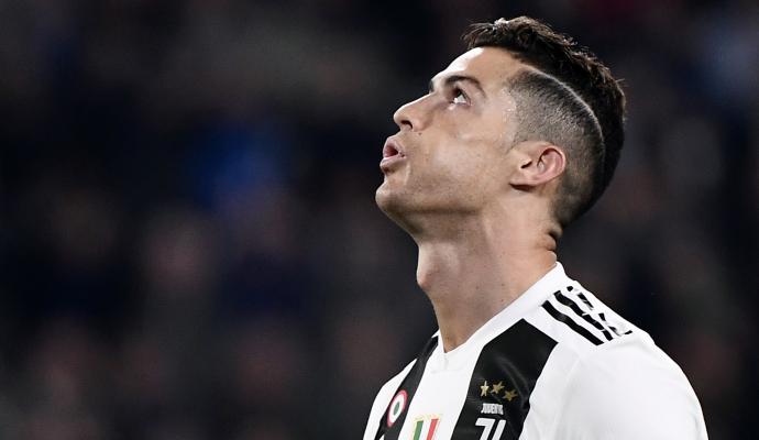 Video: Ronaldo có thực sự là một chân sút phạt giỏi