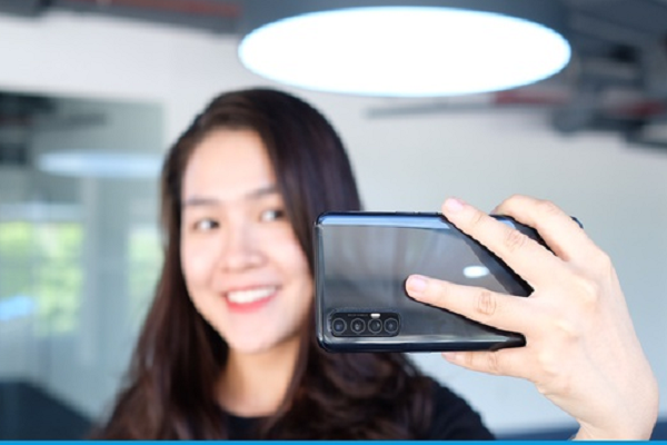 Khám phá camera selfie 44 MP trên Oppo Reno3 Pro 