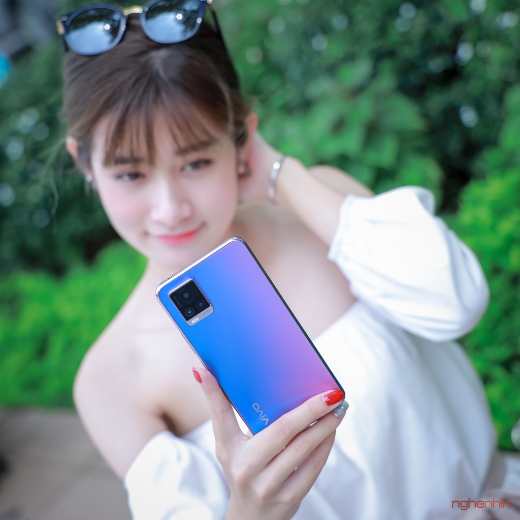 Vivo V20 với khả năng lấy nét qua mắt đã có mặt tại Việt Nam