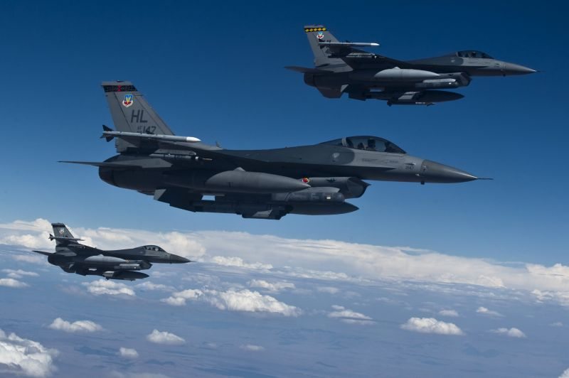 Israel bán tiêm kích F-16 giá cực rẻ, chỉ nhỉnh 70 tỷ Đồng mỗi chiếc