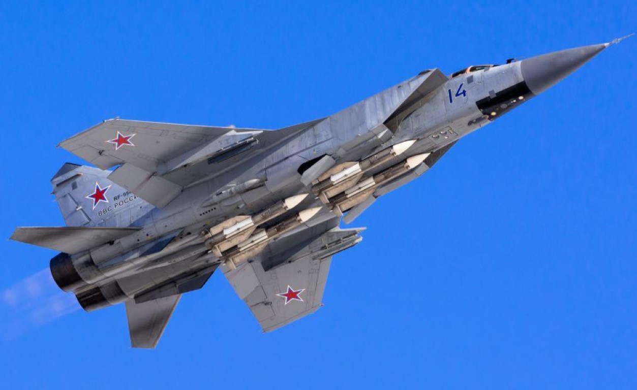 Chuyên gia Nga giải thích tại sao đối phương phải rút lui khi gặp MiG-31