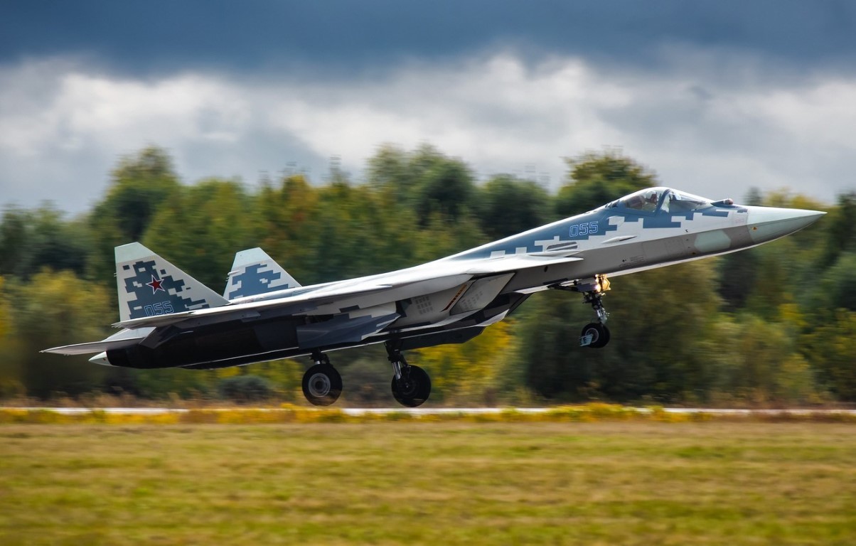 Tiêm kích Su-57 Nga cần cải biên những gì để thành tiêm kích hạm