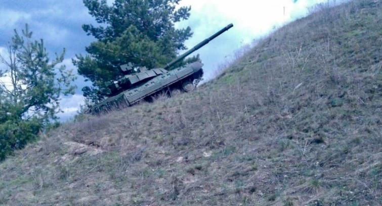 Ukraine hồi sinh lão tướng T-64, thêm luôn tính năng điều khiển từ xa