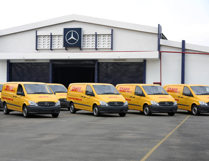 Soi dàn xe tải Mercedes 40 tỷ đồng của DHL-VNPT tại VN