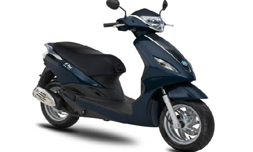 Piaggio trình làng Fly mới giá gần 42 triệu đồng