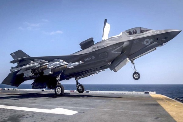 Tiêm kích F-35B tích hợp trên khu trục hạm Arleigh Burke: Ý tưởng điên rồ? 