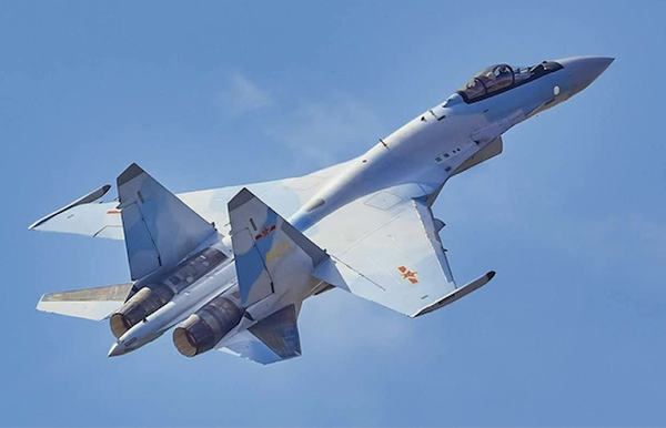 Tiêm kích Su-35 Nga "rất tốt nhưng rất tiếc"... J-10 và J-16 Trung Quốc còn mạnh hơn?