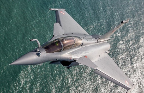 Trung Quốc thừa nhận tiêm kích Rafale Ấn Độ vừa mua mạnh hơn JF-17 