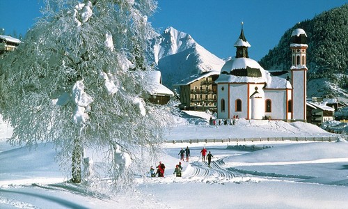 Vẻ đẹp lộng lẫy vùng Tirol khi chớm đông