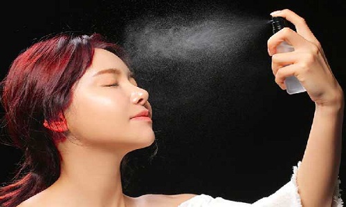 Tự làm xịt khoáng “xịn sò” cho da dầu bằng nguyên liệu từ thiên nhiên