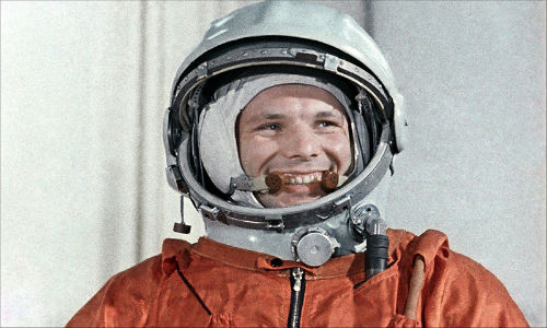 Sự thật thú vị về mũ bảo hiểm của Yuri Gagarin