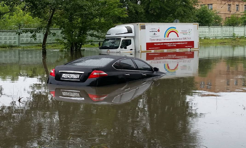 Cảnh tượng “phố biến thành sông” ở thủ đô Moscow