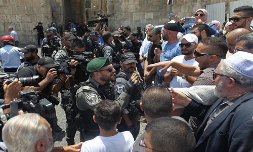 Đụng độ dữ dội Palestine-Israel bùng phát ở Đông Jerusalem