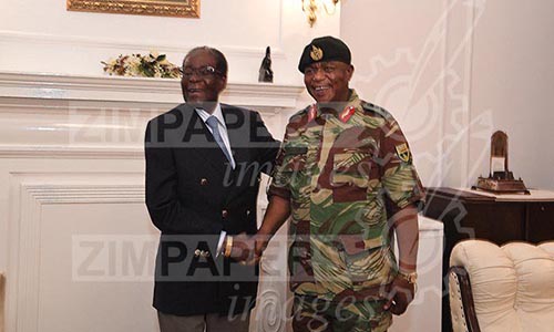 Cận cạnh cuộc đàm phán giữa Tổng thống Mugabe và Quân đội Zimbabwe