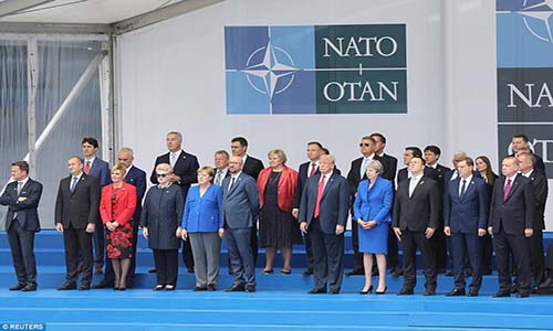 Hội nghị thượng đỉnh NATO: Liên minh Mỹ - Đức rạn vỡ?