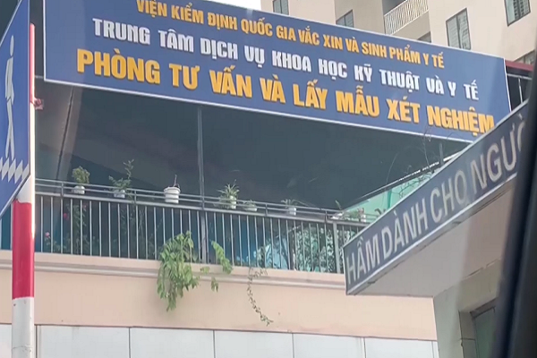 Video: Thâm nhập đường dây lấy mẫu xét nghiệm COVID-19 “chui” ở Hà Nội