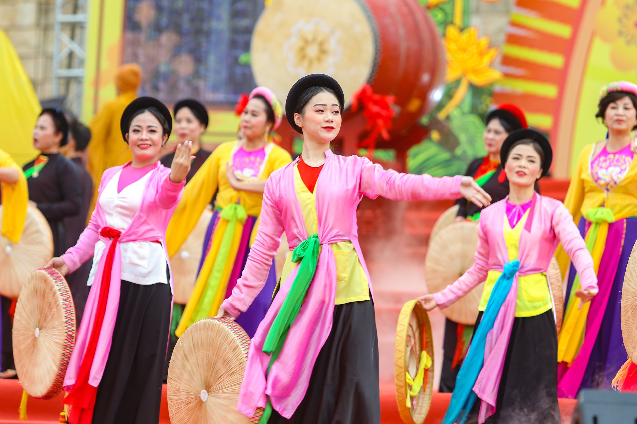 Tây Yên Tử đón 50.000 du khách trong ngày đầu khai hội