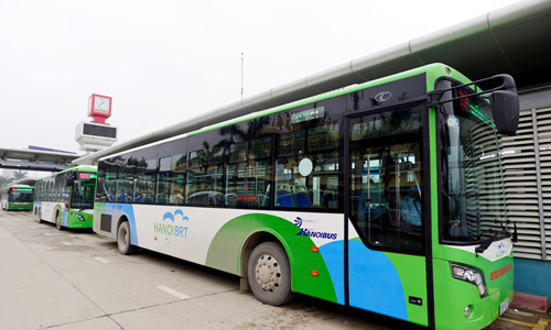 Nội thất đơn giản của buýt nhanh BRT bị tố đội giá