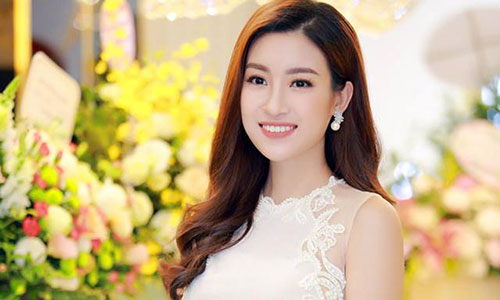 Nhìn lại một năm tỏa sáng của Hoa hậu Đỗ Mỹ Linh