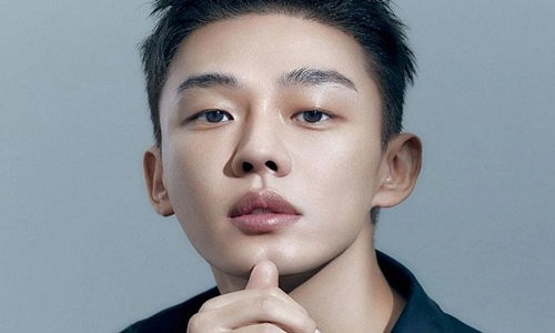 Đời tư gây chú ý của Yoo Ah In trước ồn ào bị cấm xuất cảnh