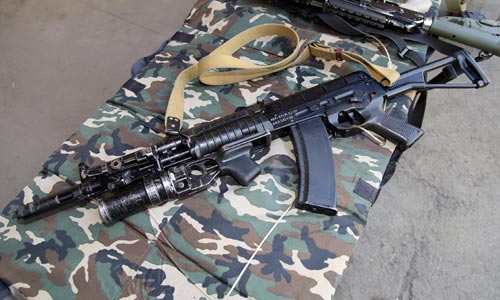 Vì sao súng trường AEK-971 còn tốt hơn cả AK-12 Nga?