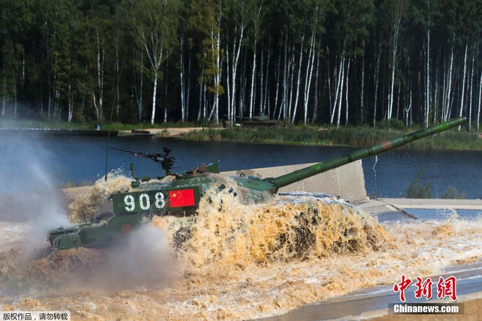 Xe tăng Type 96A Trung Quốc lọt top “khủng” ở Nga