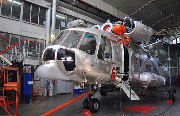 Thăm nơi hồi sinh trực thăng Mi-8 cũ kỹ, già nua