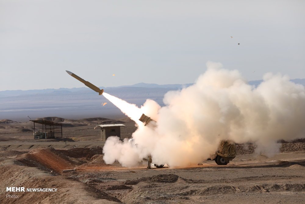 Hoang mang dàn vũ khí Iran đối phó B-52, Tomahawk