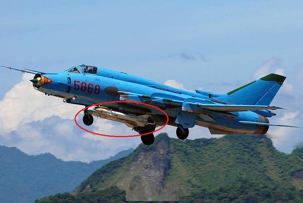 Báo Trung Quốc kinh ngạc khi Su-22 Việt Nam mang tên lửa chống radar