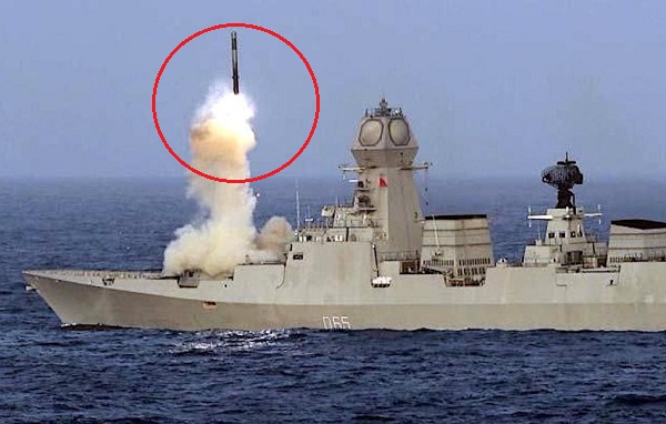 Ấn Độ phóng tên lửa BrahMos tầm bắn hơn 450km: Liệu có xuất khẩu?