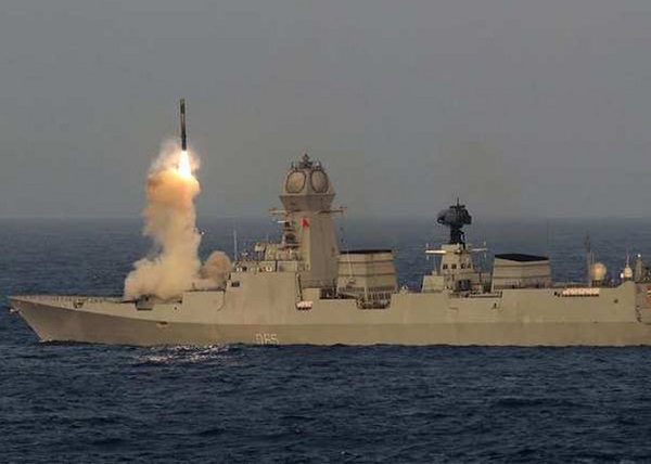 Tên lửa BrahMos mạnh gấp 4 lần Tomahawk: Mối nguy lớn với Trung Quốc