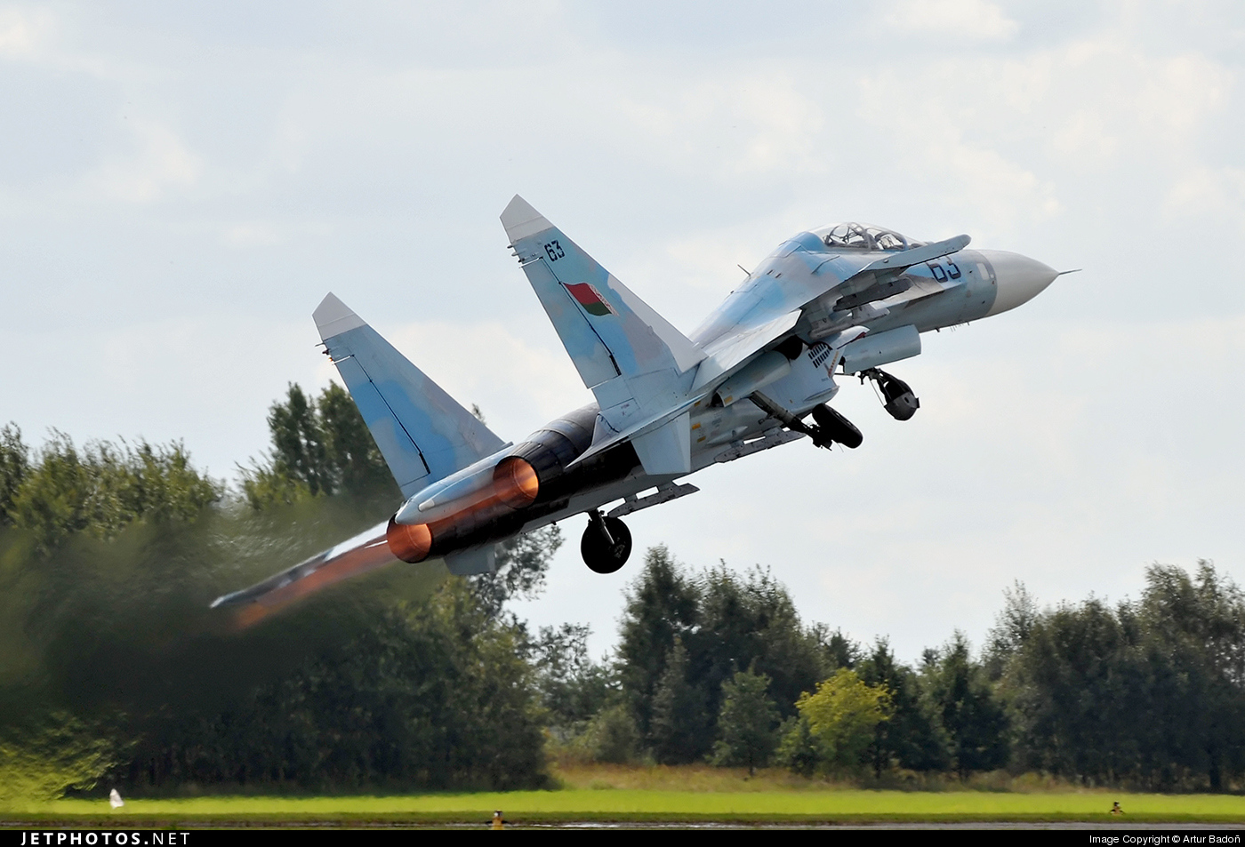 Belarus loại biên Su-27, liệu có bán rẻ cho các nước có nhu cầu?