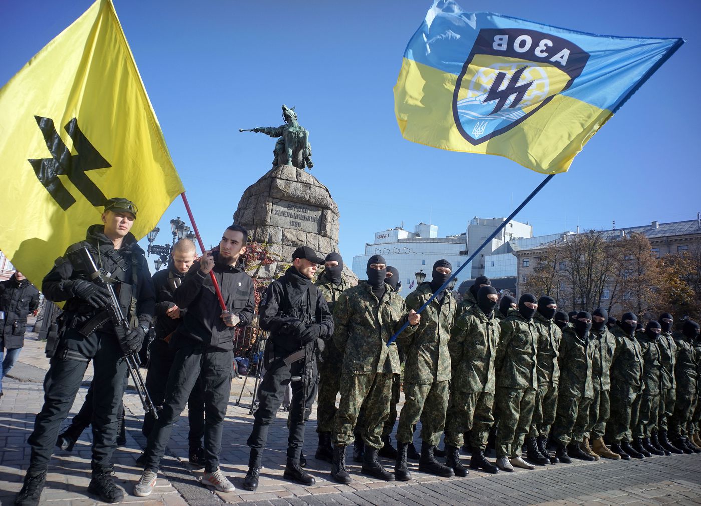 Vệ binh Chechnya bao vây Mariupol, quyết “xóa xổ” Tiểu đoàn Azov