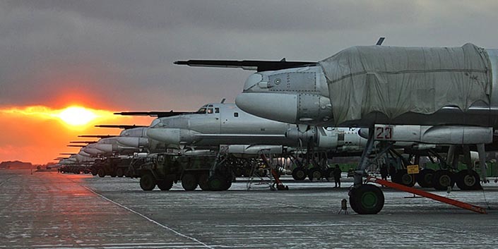 Uy lực đáng gờm của 9 máy bay Tu-95MS vừa xuất kích tới Ukraine