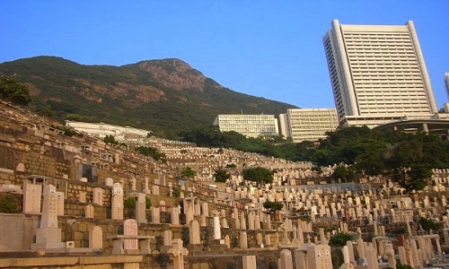 Thăm nghĩa trang bậc thang độc đáo ở Hong Kong