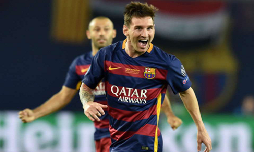 Hai bàn thắng đẹp của Messi ở Siêu cúp châu Âu 2015