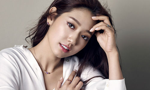 Park Shin Hye đẹp mê hồn trong bộ ảnh mới