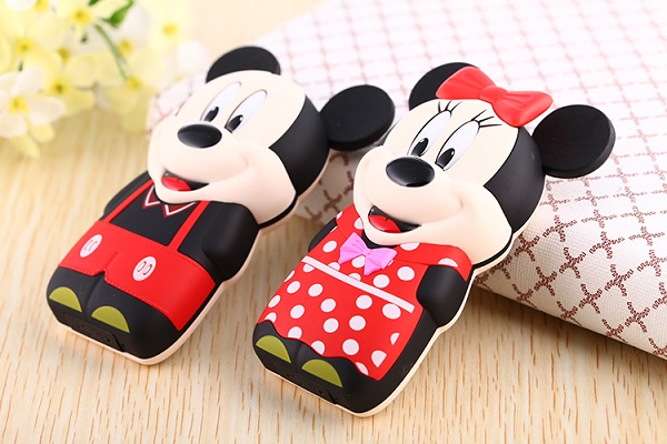 Valentine tặng điện thoại Mickey đáng yêu thế này, nàng nào chẳng liêu xiêu