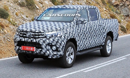 Toyota Hilux 2015 bí ẩn "khiêu khích" dân chơi